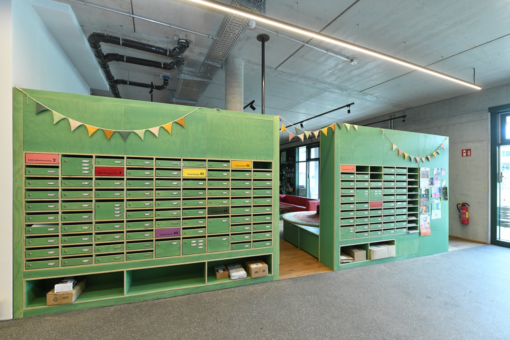 W1OXF-Briefkastenanlage